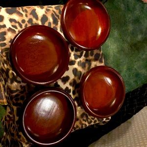 *Vintage* Mahogany wooden bowls, set of 4